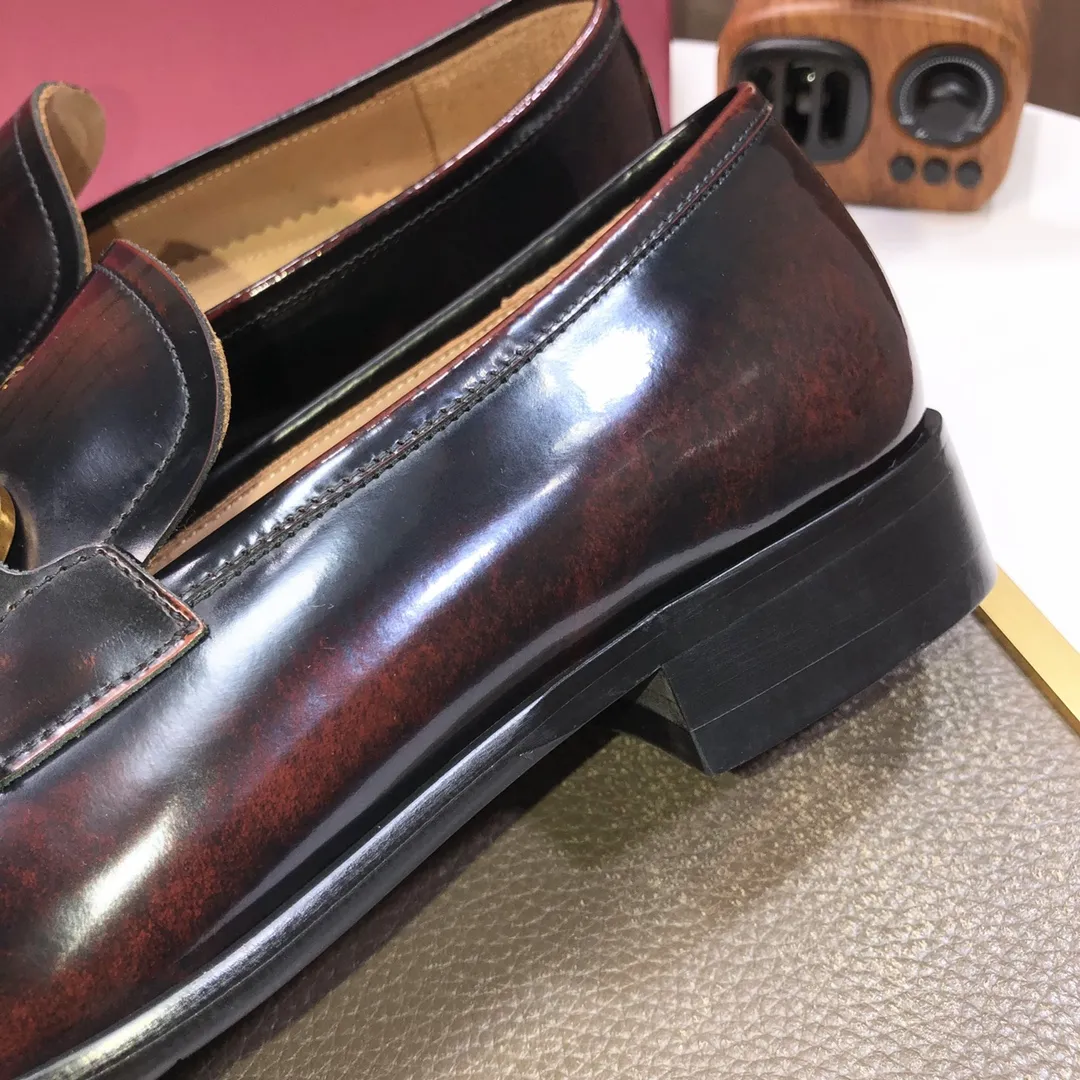 Men's shoes 💰500💰 [Ferragamo/Ferragamo] The latest model in the counter. Original imported high-quality cowhide with open sides + imported 🐂 water-dyed cowhide lining + original luxury metal buckle + original combination outsole. Comparison without pressure 38--45 (45 is custom-made and cannot be returned or exchanged)